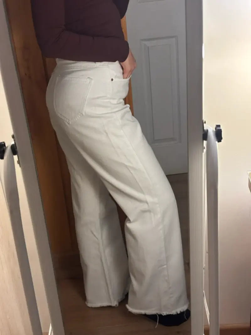 Pantalones blancos de mujer - 4