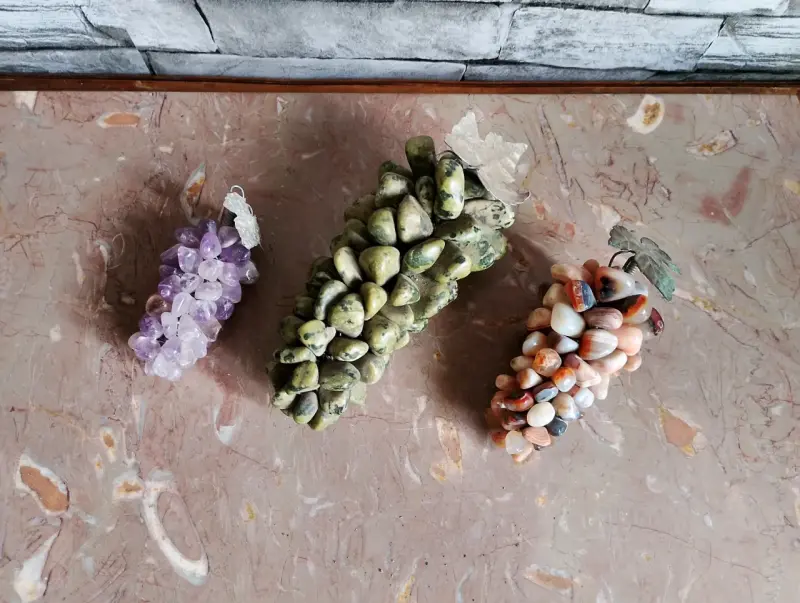 Decoración de racimos de piedras - 1