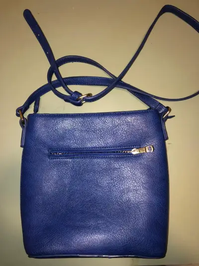 Cartera azul con diseño interno animal print - miniatura 2