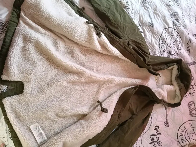 Parka verde con capucha - 3