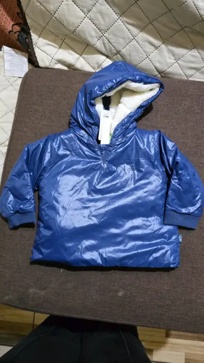 Chaqueta azul con capucha pillin - miniatura 1