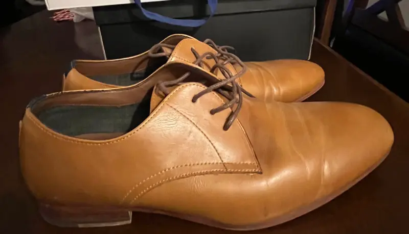 Zapatos de vestir color camel - 1