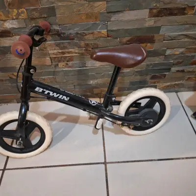 Bicicleta de balance infantil - miniatura 2