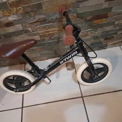 Bicicleta de balance infantil - miniatura 3