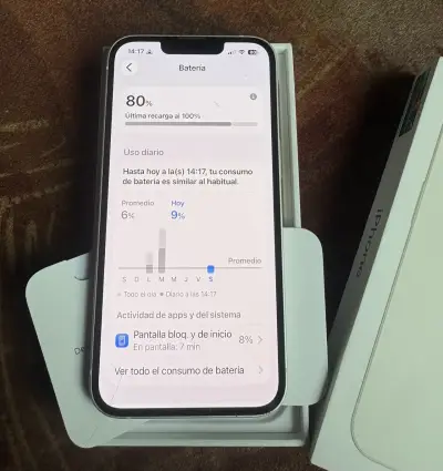 iPhone 13 con caja y accesorios - miniatura 4