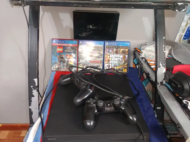 Lote Ps4 pro 1tb, notebook gamer y tablet Lenovo - 1