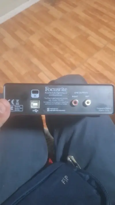 Interfaz de audio Scarlett Solo - miniatura 4