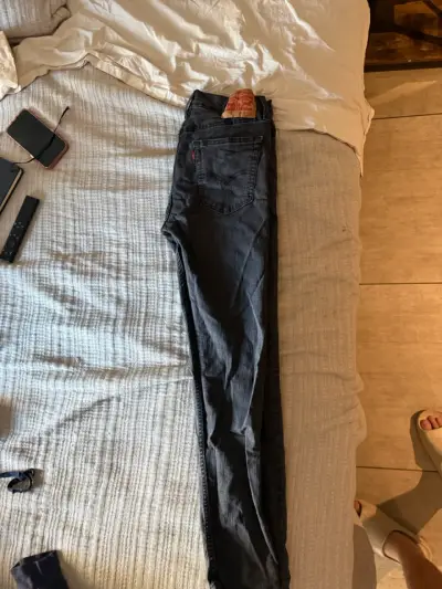 Lote jeans Levis - miniatura 3