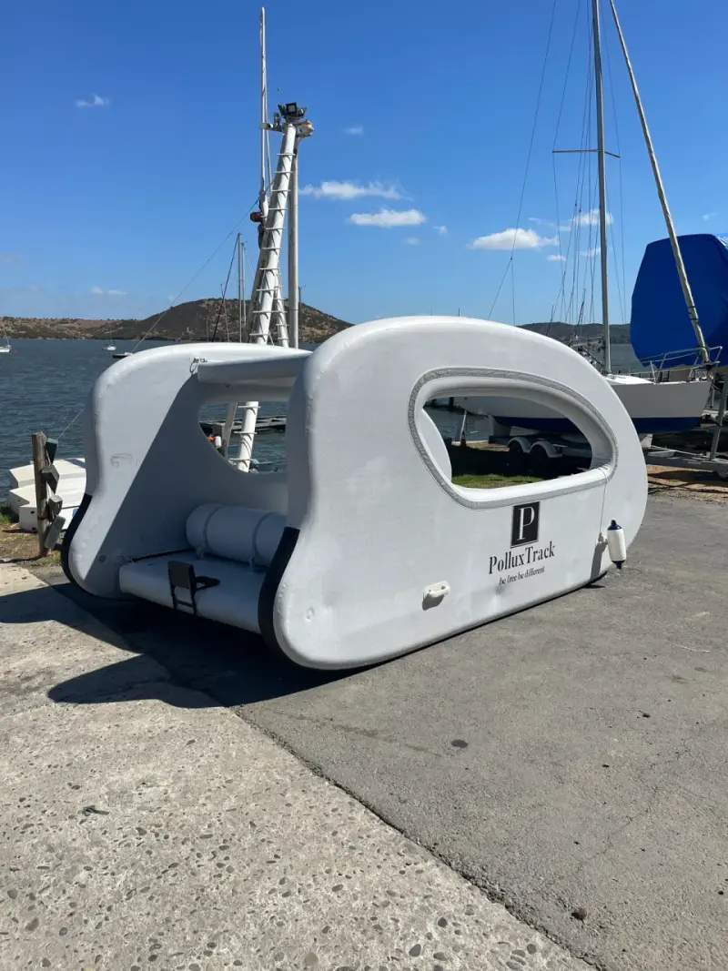 Barco inflable grande - 2
