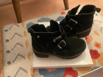 Botines negros con hebillas C-Moran 37 - miniatura 2