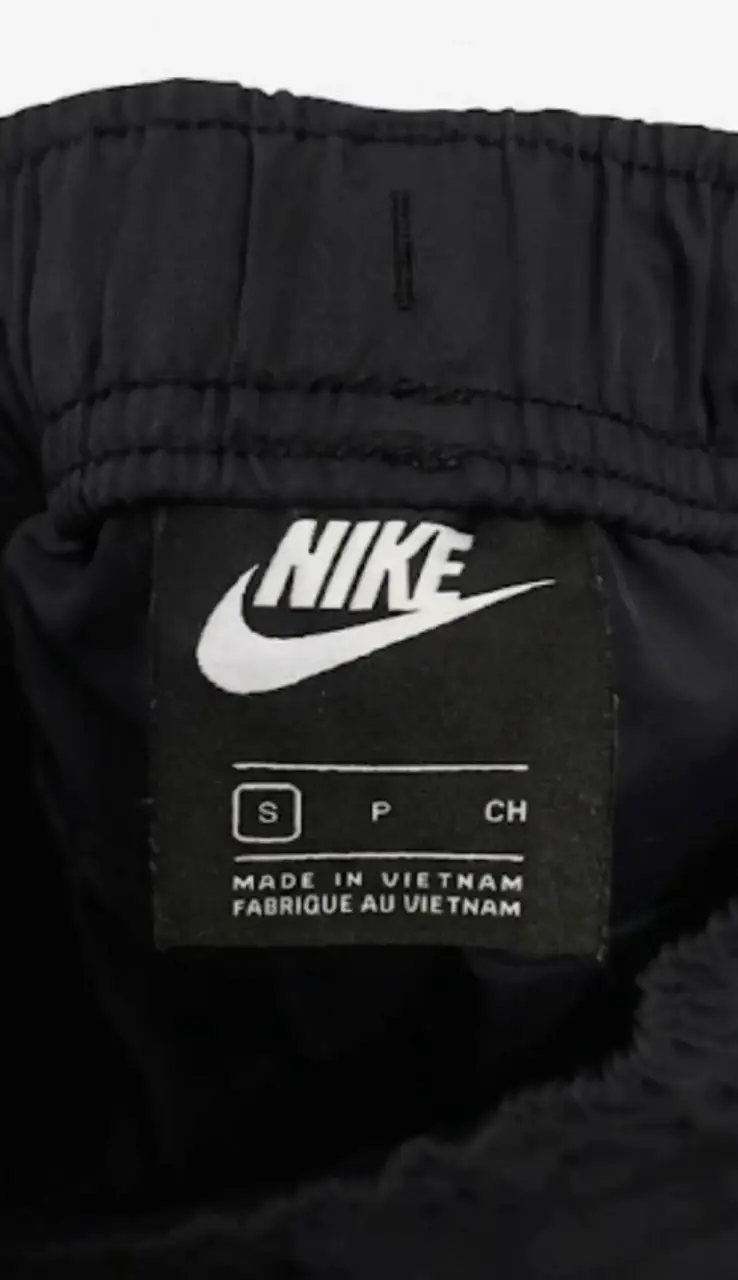 Conjunto deportivo negro Nike - 4