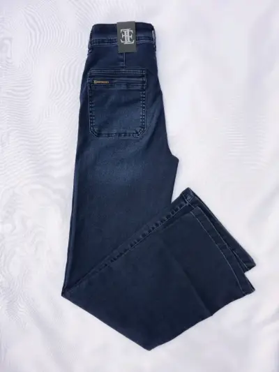Jeans azul oscuro de mujer - miniatura 2