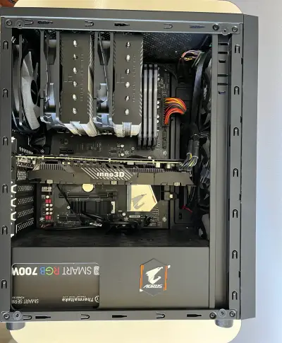 PC Torre/Ryzen 7 3700x/Nvidia GTX 1070 8GB/32GB - miniatura 1
