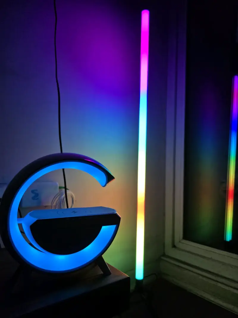 Lámpara/ Parlante LED RGB - 3
