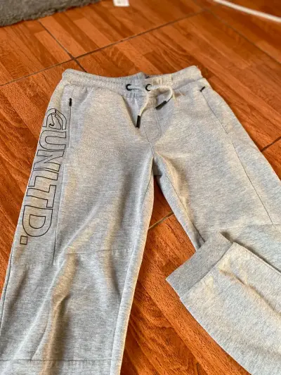 Pantalón de entrenamiento gris ecko untld talla 14 - miniatura 1