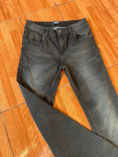 Jeans negro clásico MLT Talla 14 - miniatura 1