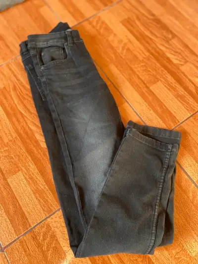 Jeans negro clásico MLT Talla 14 - miniatura 2