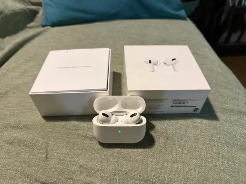 Airpods Pro (1° Gen.) - 2