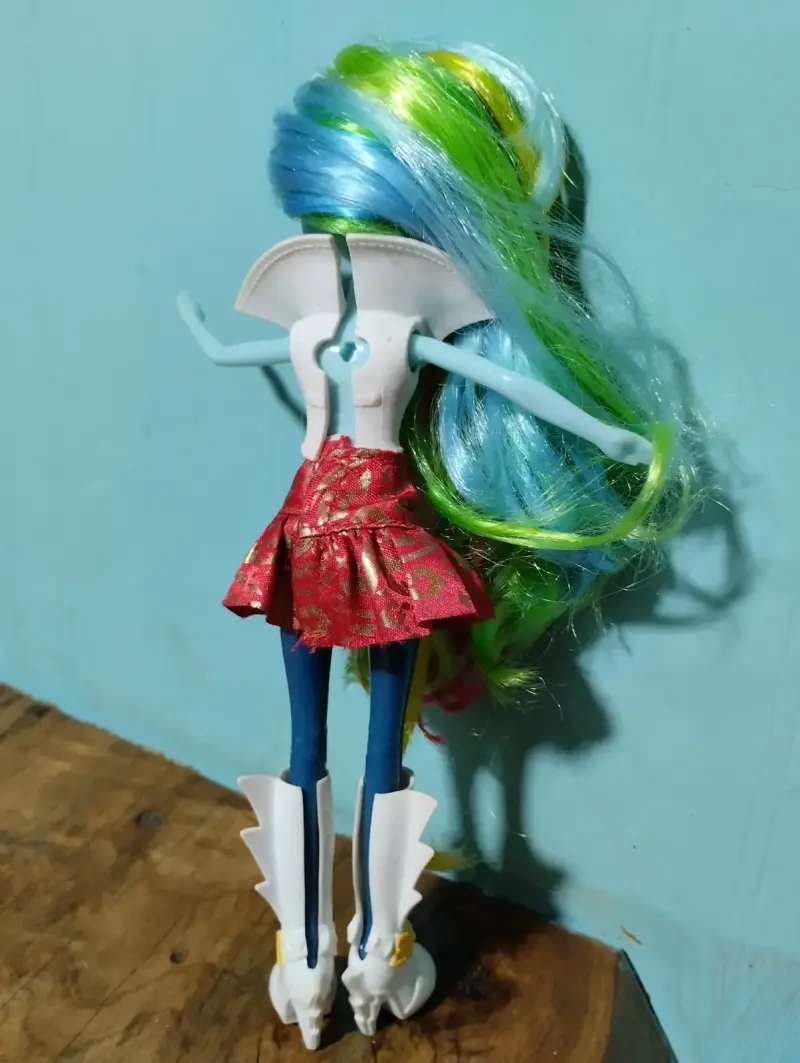 Muñeca Rainbow Dash del año 2014 My Little Pony - 3