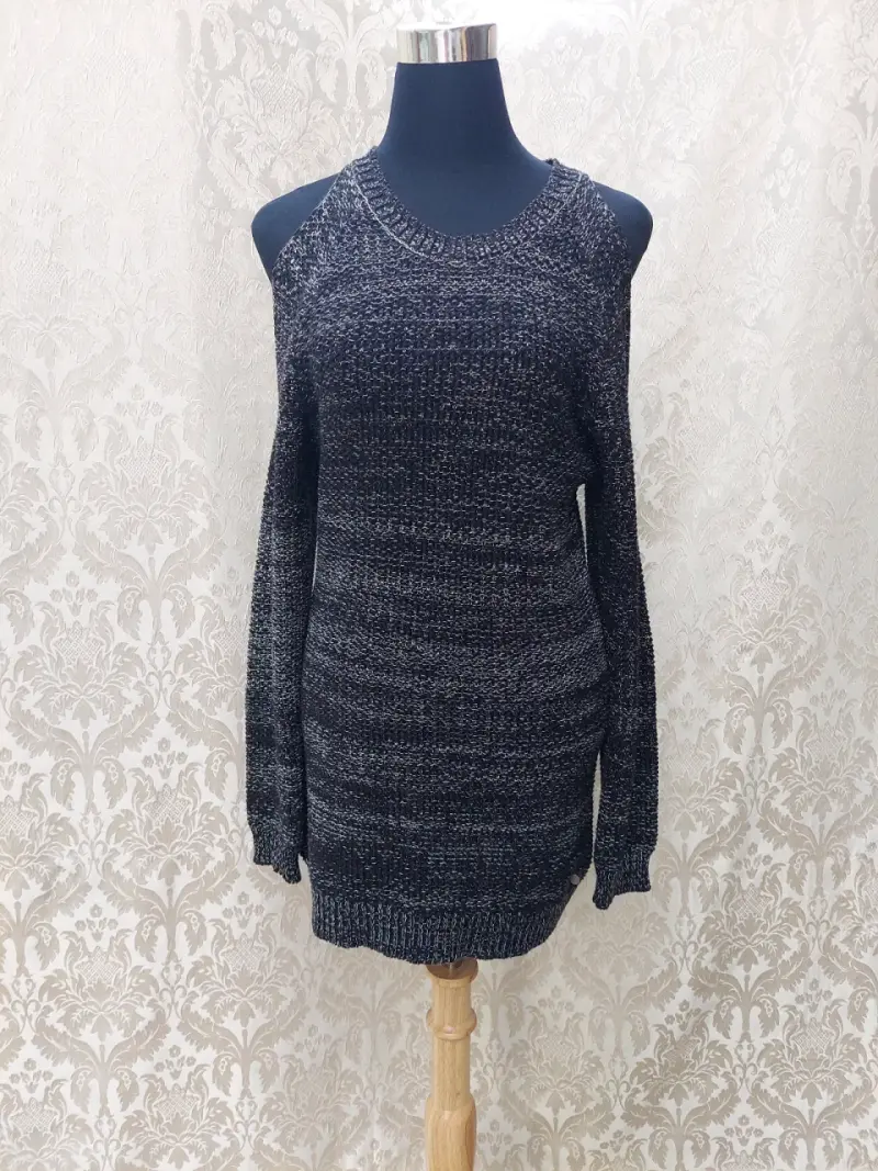 Sweater gris de punto largo - 1