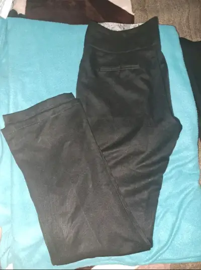 Pantalones negros casuales - miniatura 1