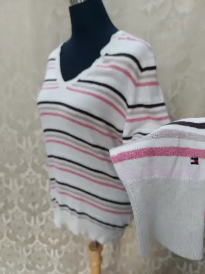 Suéter rayado blanco y rosa - miniatura 5