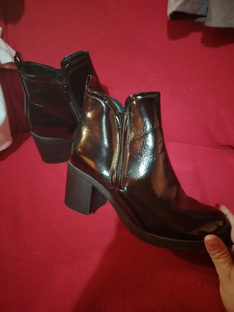 Botines de cuero negro - 1