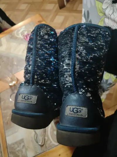 Botas UGG con lentejuelas azul - miniatura 3