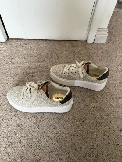 Zapatillas beige Michael Kors - miniatura 4