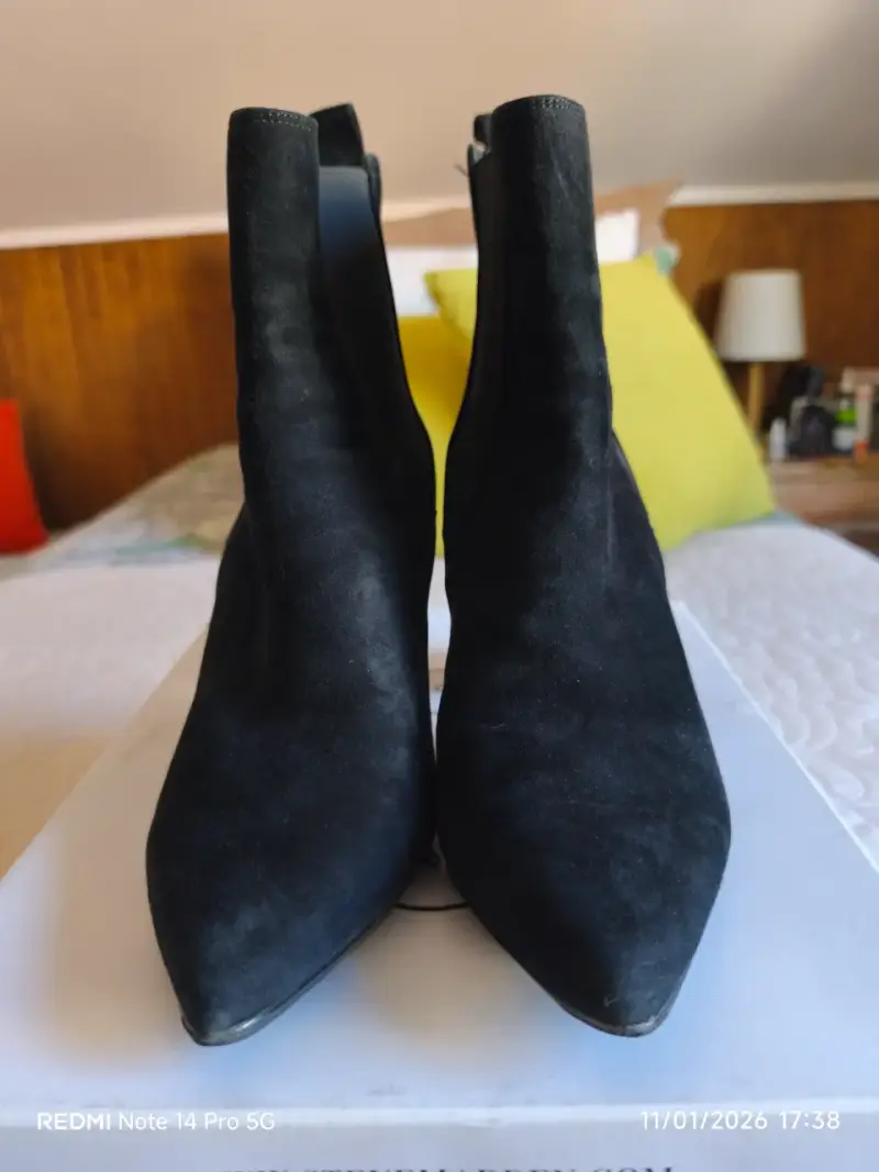 Botines negros de gamuza Marca Steve Madden - 1