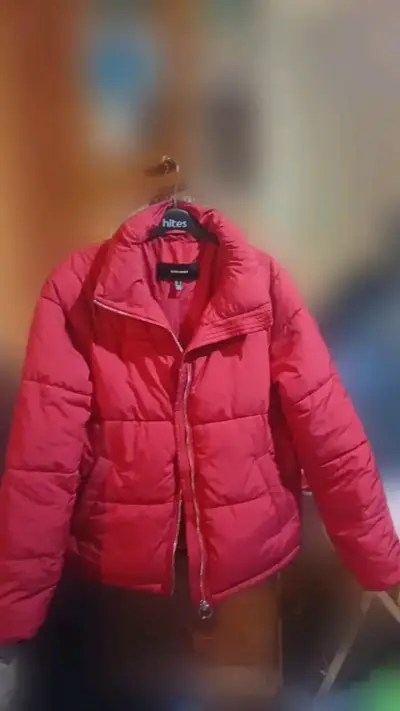 Chaqueta acolchada roja - miniatura 2