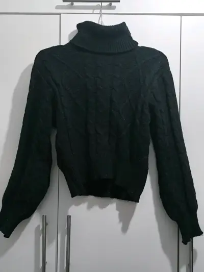 Suéter cuello alto negro - miniatura 1