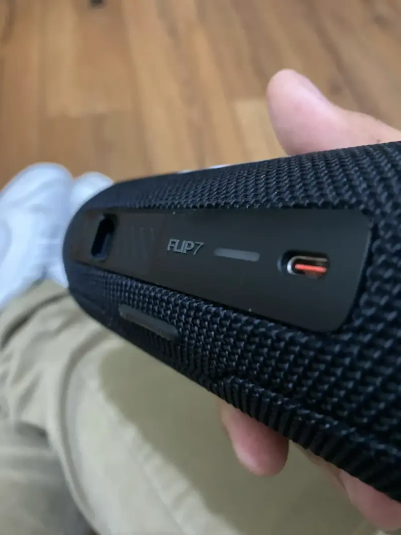 Parlante portátil JBL negro - 5