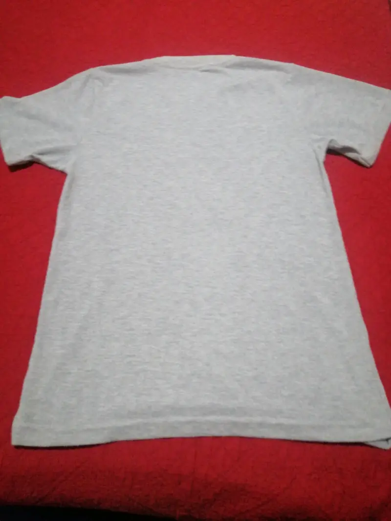 Polera gris estampada niño talla 14 - 2