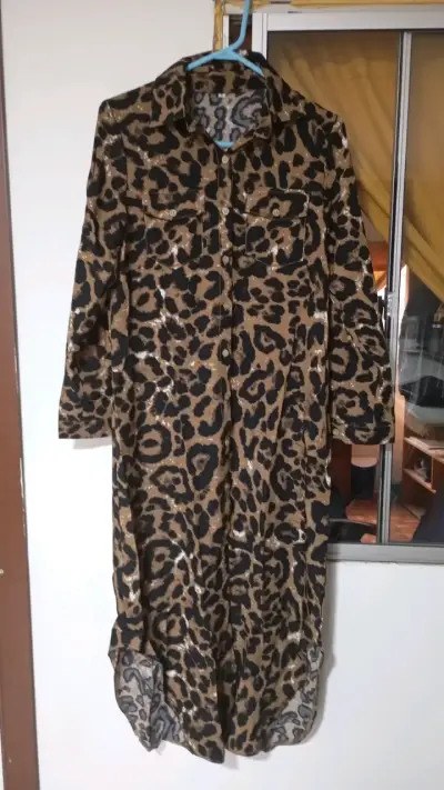 Vestido largo animal print - miniatura 1
