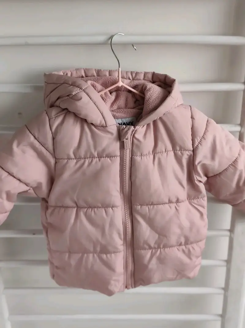 Chaqueta rosada para bebé - 3