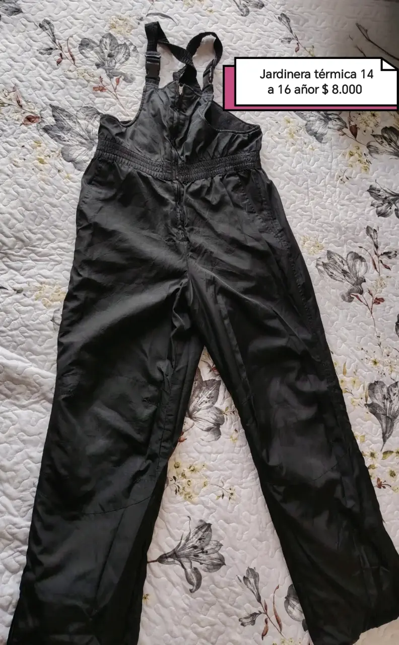 Polerón gris con cierre - 4
