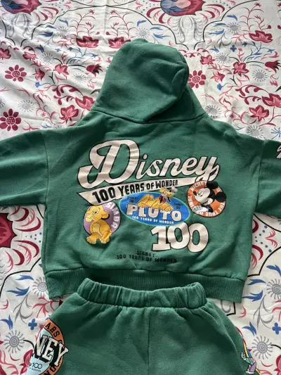 Conjunto zara  Disney 5/6 - miniatura 1