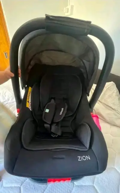 Silla de auto Zion negra Infanti - miniatura 1