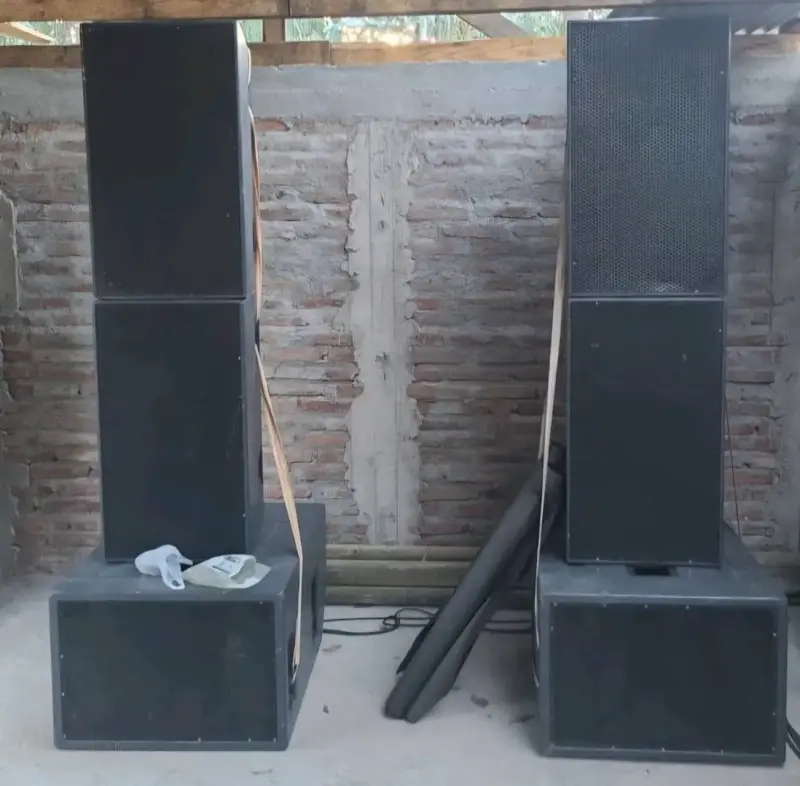 Parlantes de audio profesional - 1