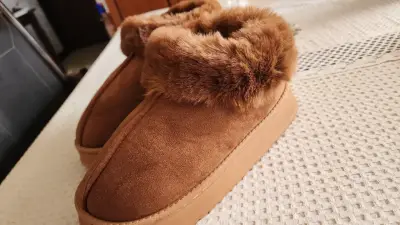 Pantubotas de invierno café - miniatura 2