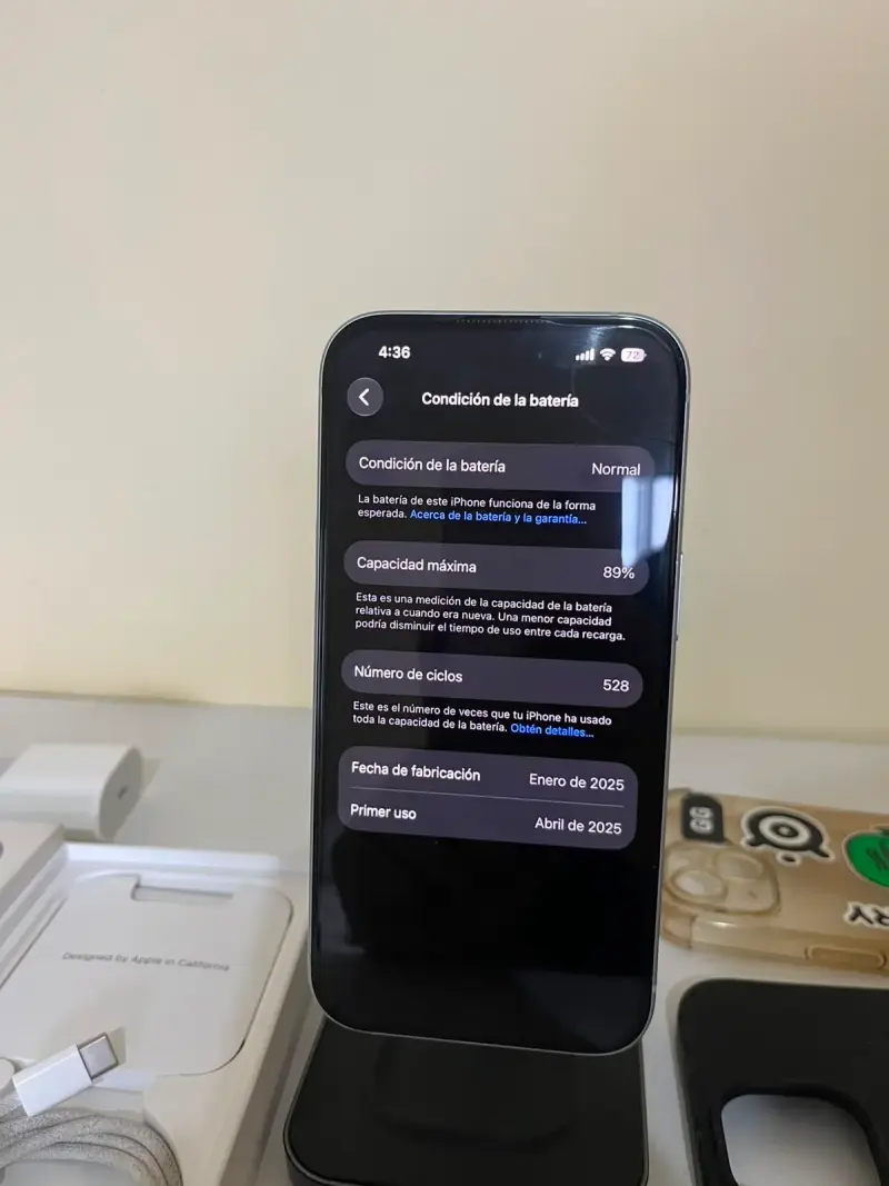 iPhone 15 / 128 GB - 3