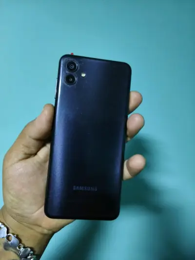 Celular Samsung A04 - miniatura 1