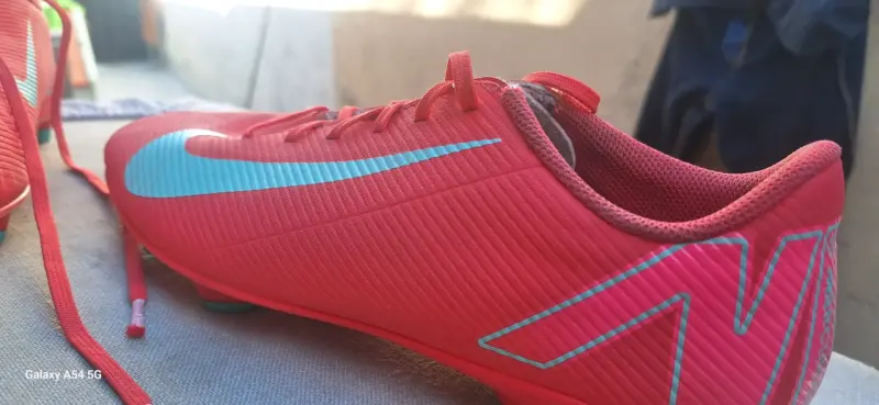 Zapatillas deportivas rojas - 3