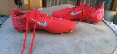 Zapatillas deportivas rojas - miniatura 5