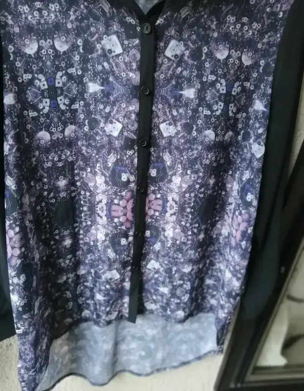 Blusa estampada morada y negra Talla S - 5