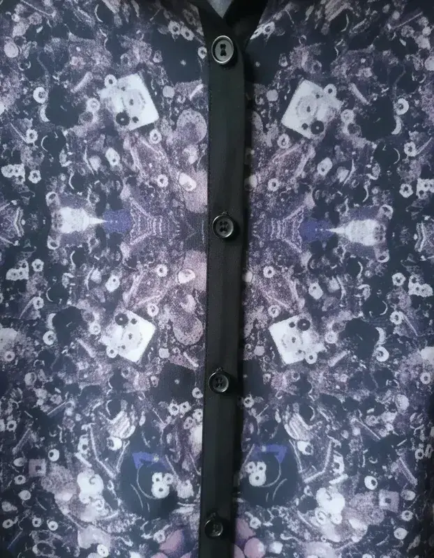 Blusa estampada morada y negra Talla S - 6