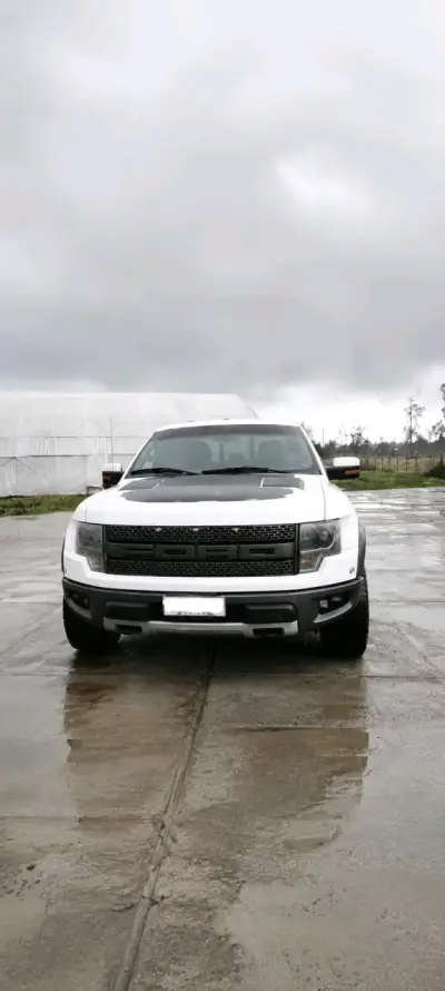 Ford F-150 raptor 6.2 v8 - miniatura 1