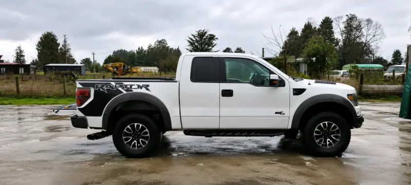 Ford F-150 raptor 6.2 v8 - 3