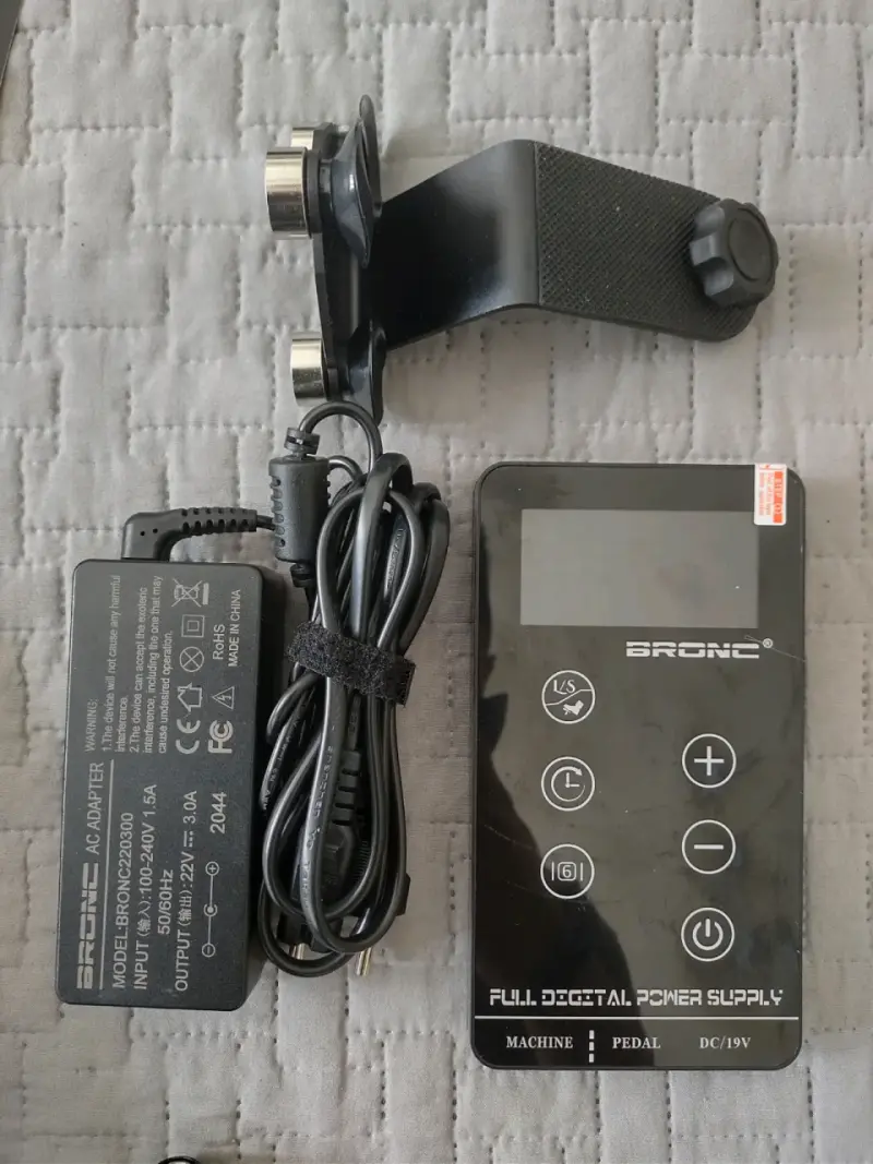 Fuente de poder digital Bronc - 2